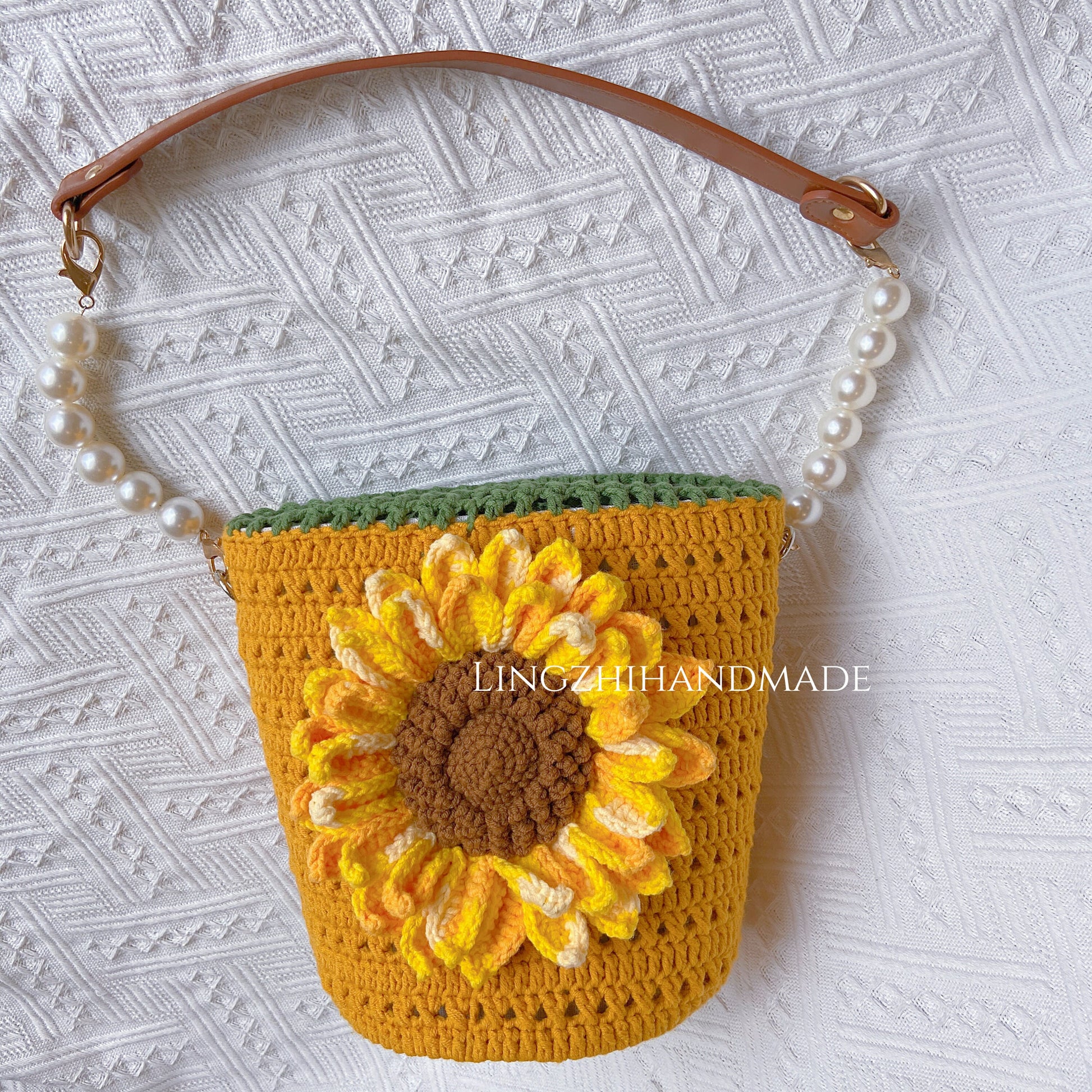 Crocheted sunflower bag Handmade Bag Sunflower Finished Handmade Bag by Lingzhihandmade