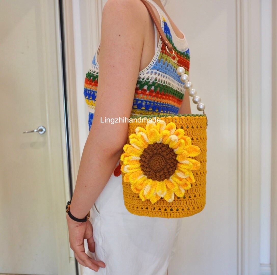 Crocheted sunflower bag Handmade Bag Sunflower Finished Handmade Bag by Lingzhihandmade