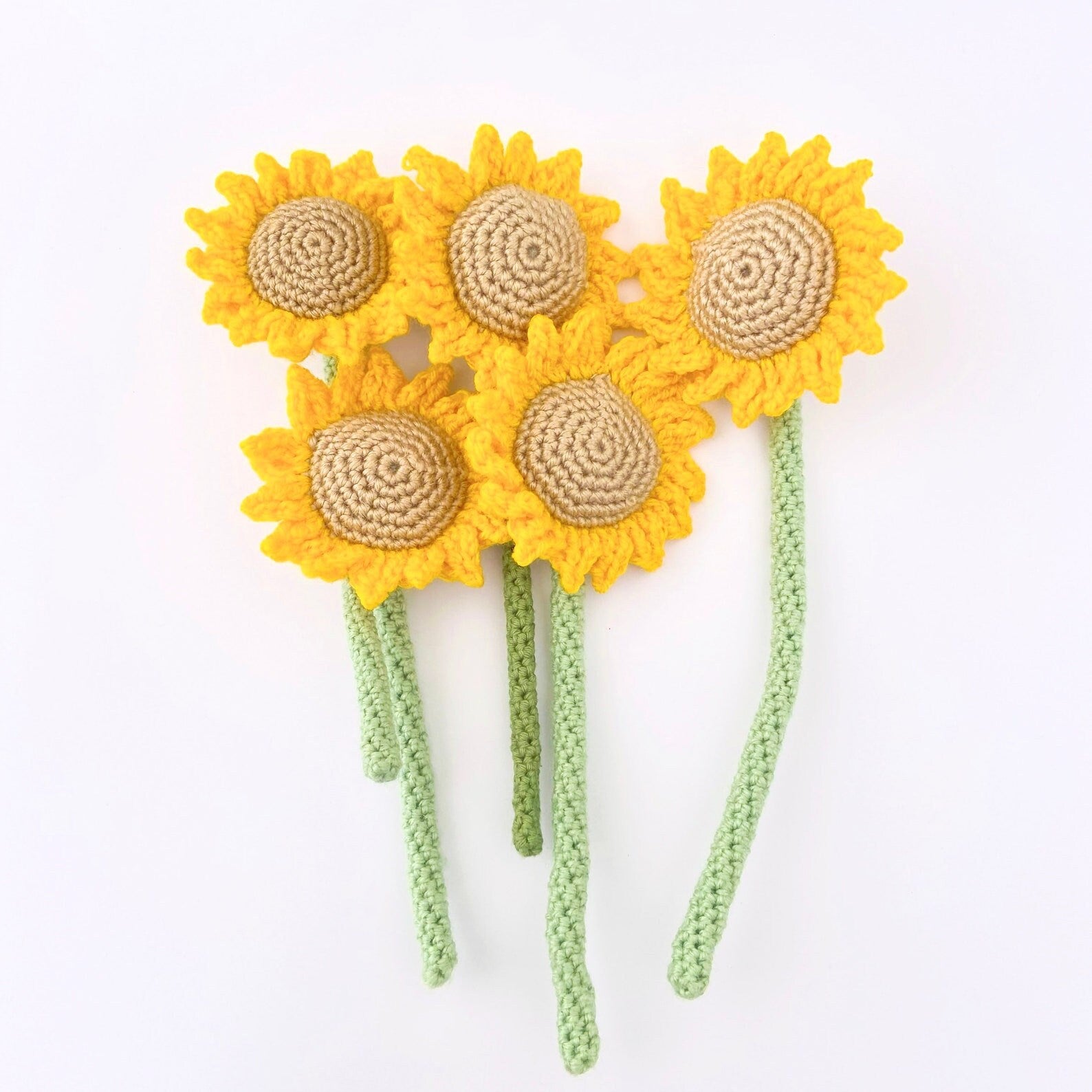 Sunflower crochet pattern, crochet sunflower pattern, crochet flower bouquet pattern