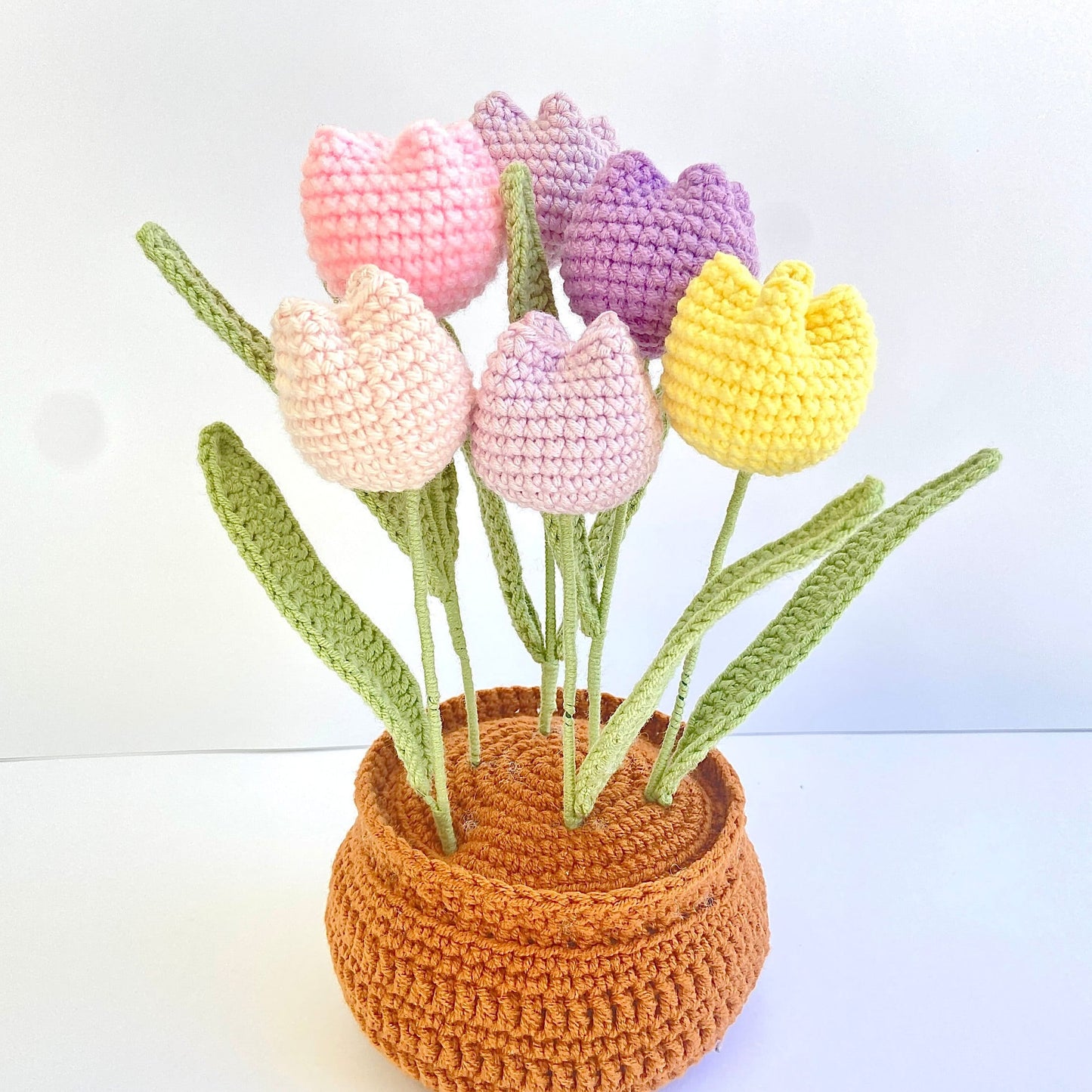 Crochet tulip pattern. Tulips crochet pattern, crochet flowers pattern, crochet flower bouquets pattern, Lingzhi handmade